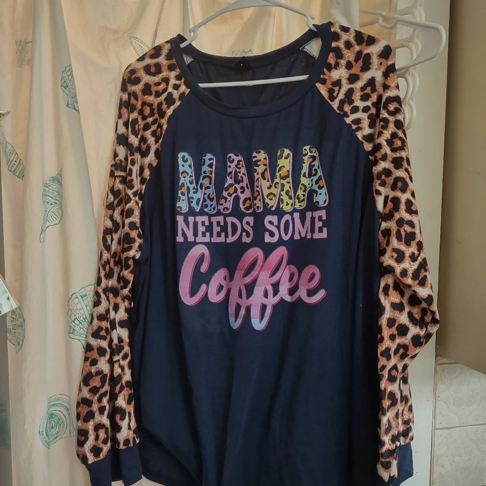 Mama needs coffee top - Picture 1 of 4